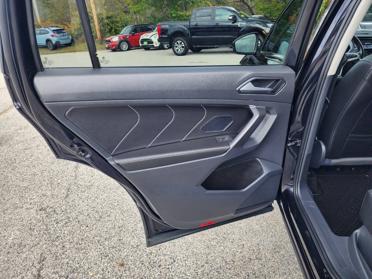 2022 Volkswagen Tiguan SE - Photo 23