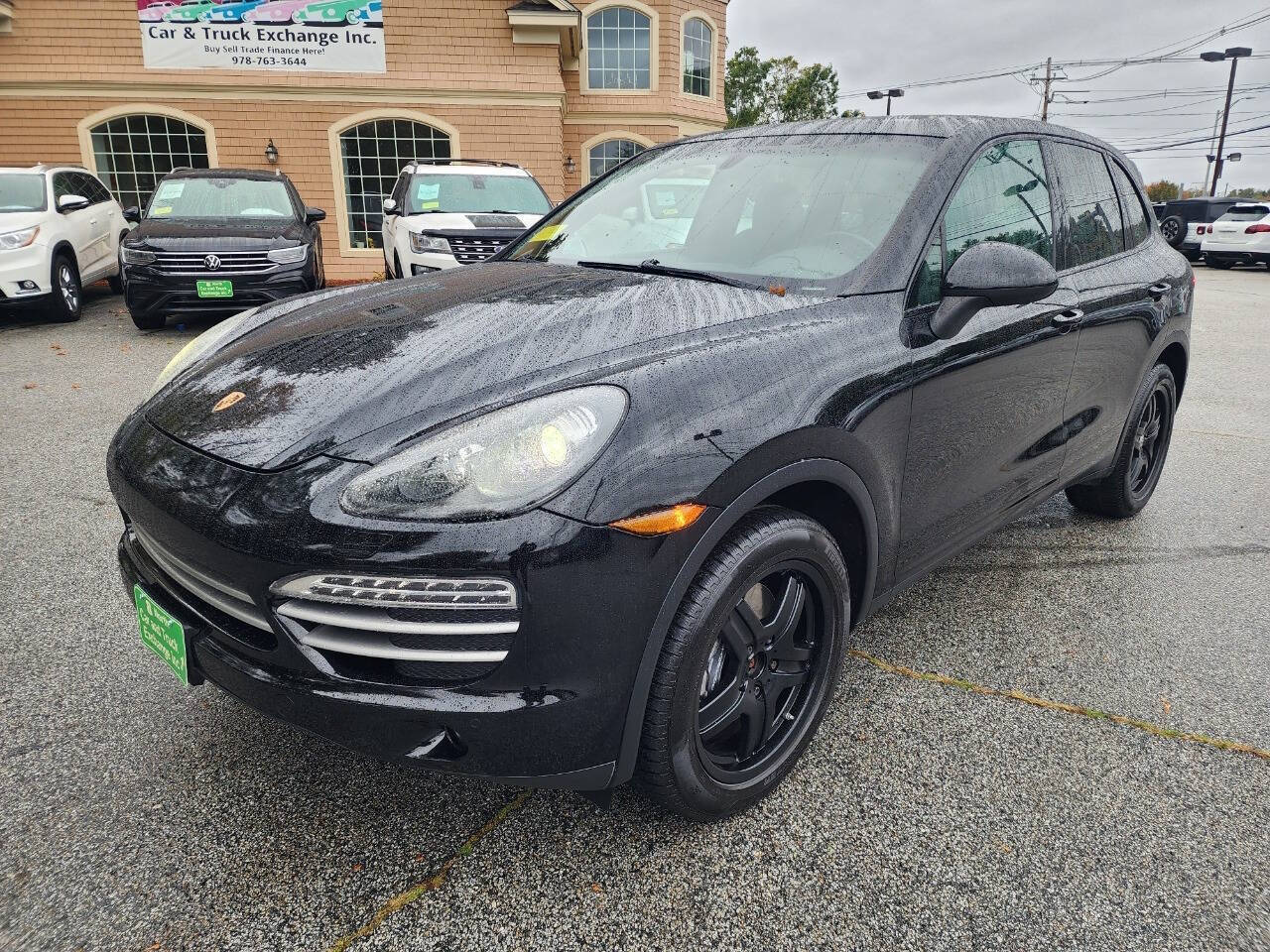 2014 Porsche Cayenne Platinum - Image 2