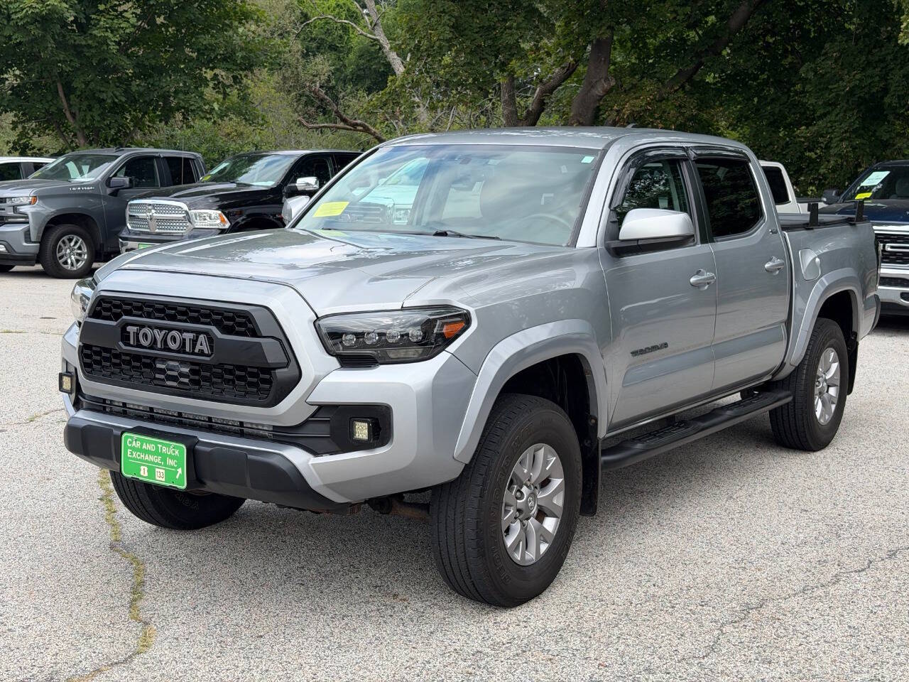 Photo 2 of 2016 Toyota Tacoma SR5 V6