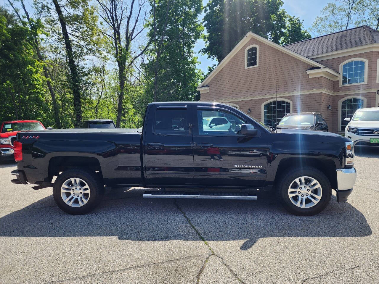 2019 Chevrolet Silverado 1500 LD LT - Image 5