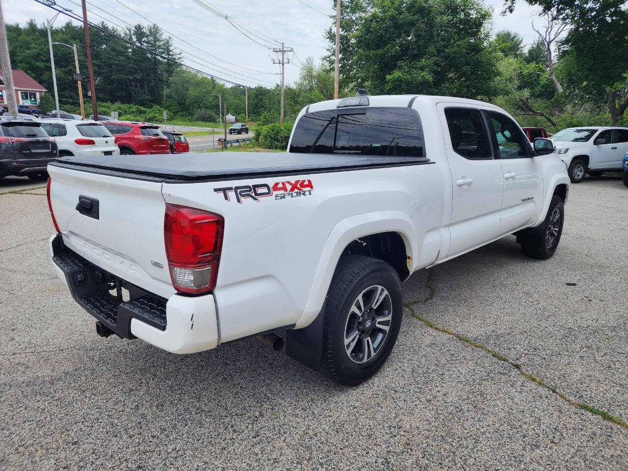 2017 Toyota Tacoma TRD Sport - Image 5
