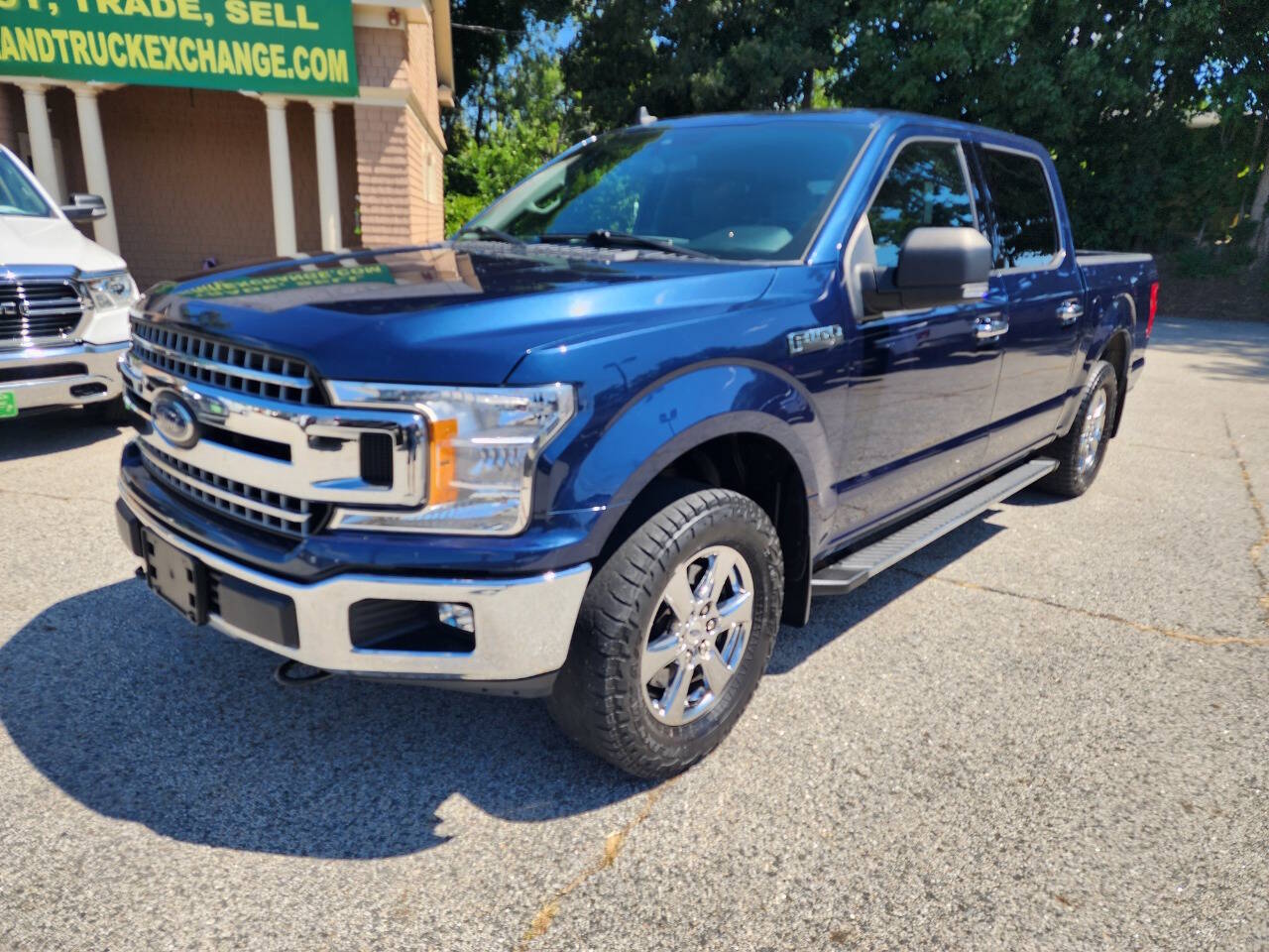 Photo 2 of 2019 Ford F-150 XLT