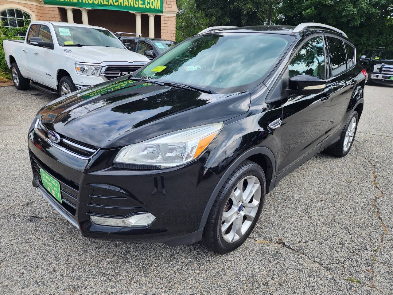 2016 Ford Escape Titanium - Image 2