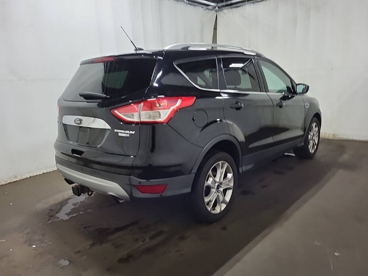 2016 Ford Escape Titanium - Image 4