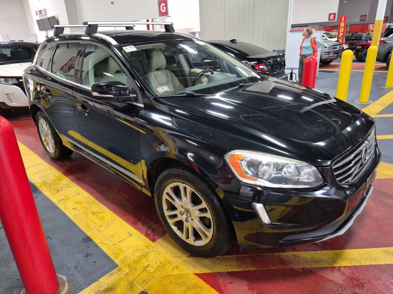 2016 Volvo XC60 T5 Premier - Image 3