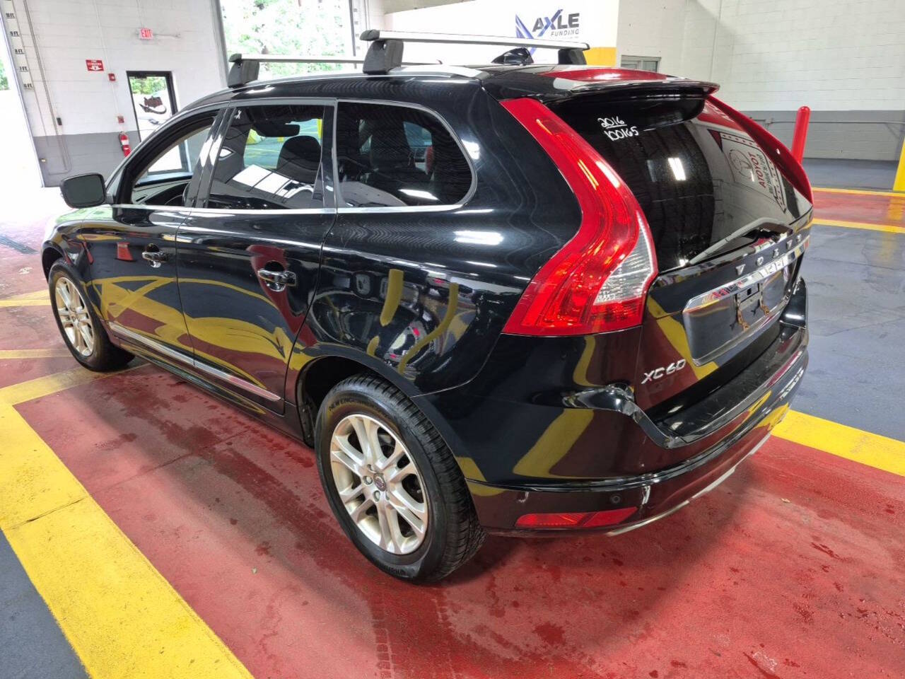 2016 Volvo XC60 T5 Premier - Image 5