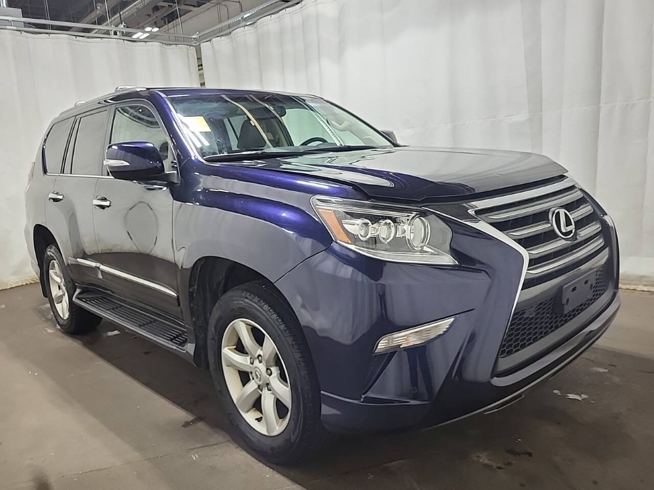 Photo 3 of 2018 Lexus GX 460 Base